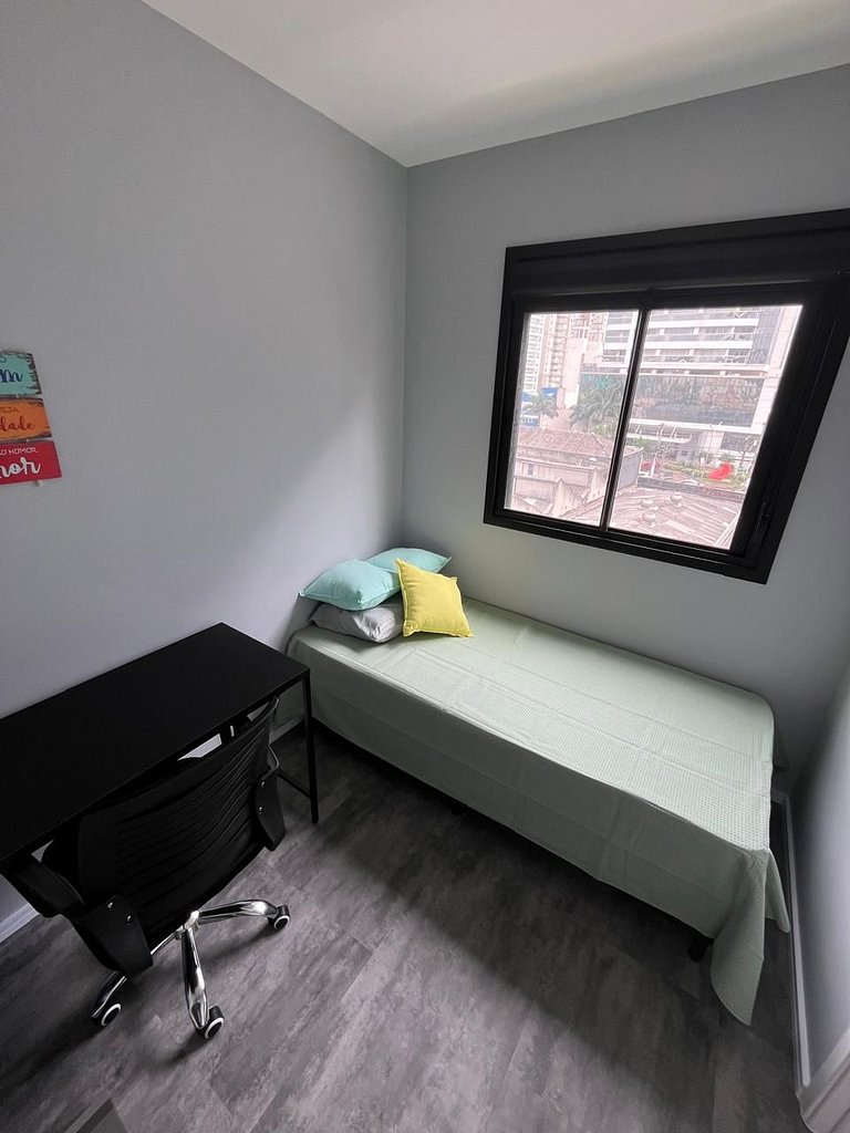 Apartamento com 2 dorms na Barra Funda