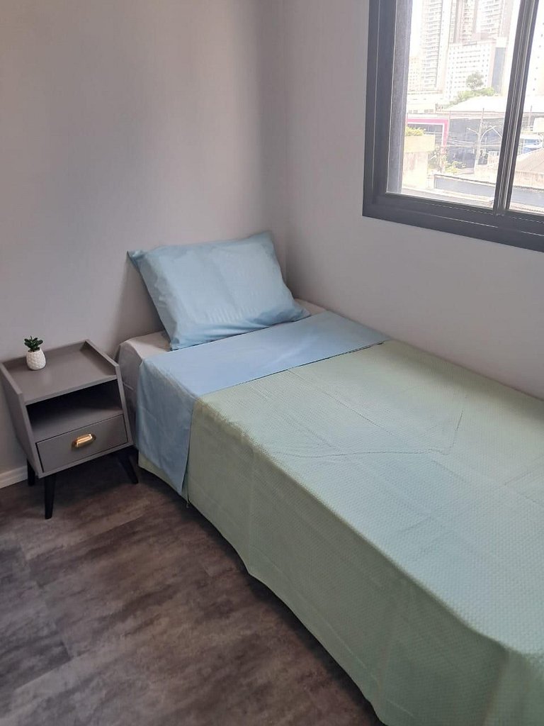 Apartamento com 2 dorms na Barra Funda